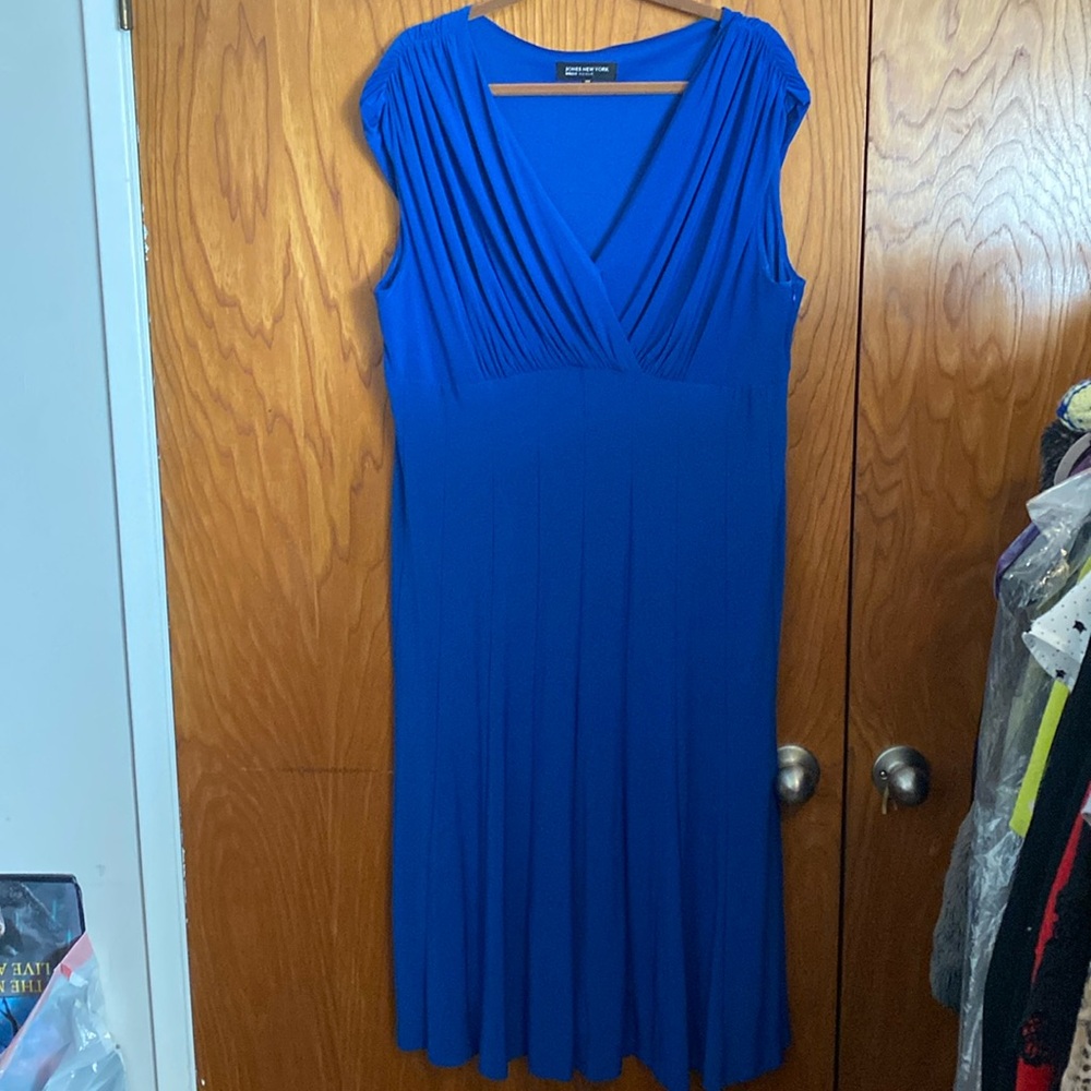 Jones, New York women’s royal blue dress